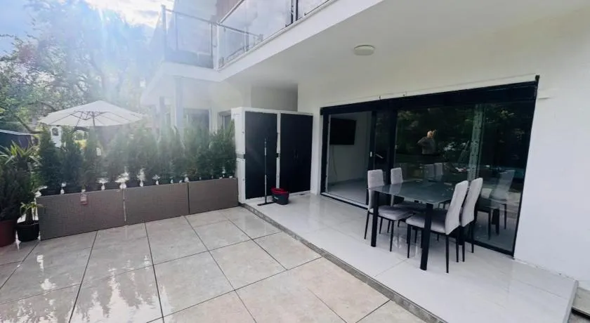 Villa Lakeview Appartment - Image 1