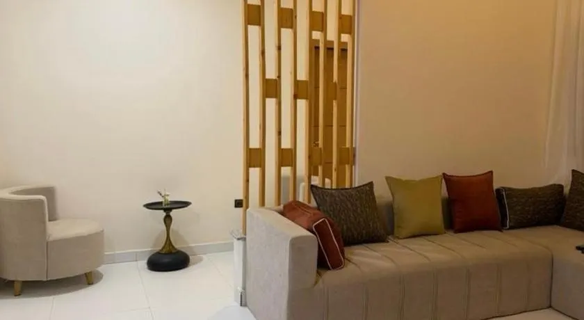 Fantastic Residence - Image 1