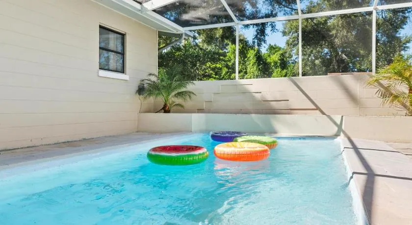 3BR Private Pool LEGOLAND, Disney & Universal - Image 1