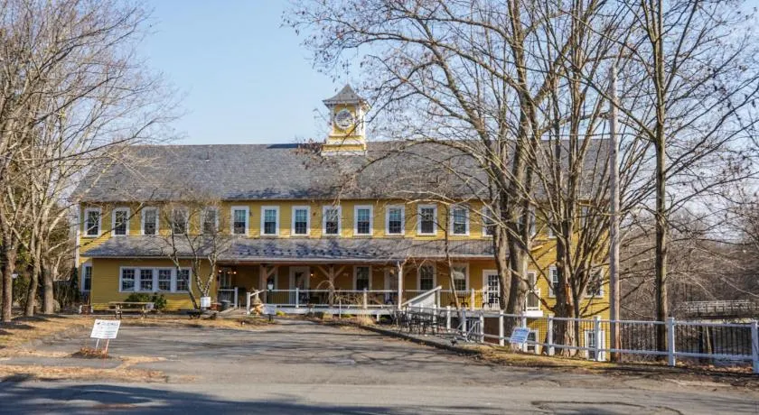Old Mill Inn - Image 1
