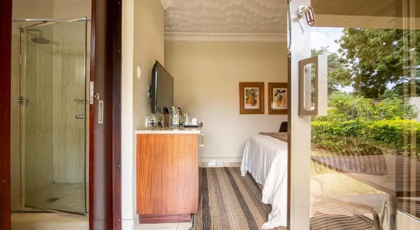 The Victoria Falls Deluxe Suites - Image 1