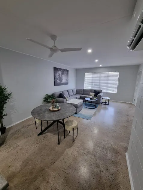 Modern Stylish Apartment - Image 1