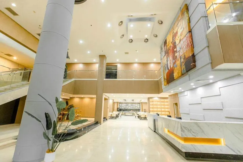 Days Inn Frontier Wuxi - Image 1