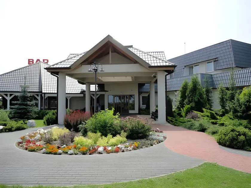 Hotel Podróżnik - Image 1