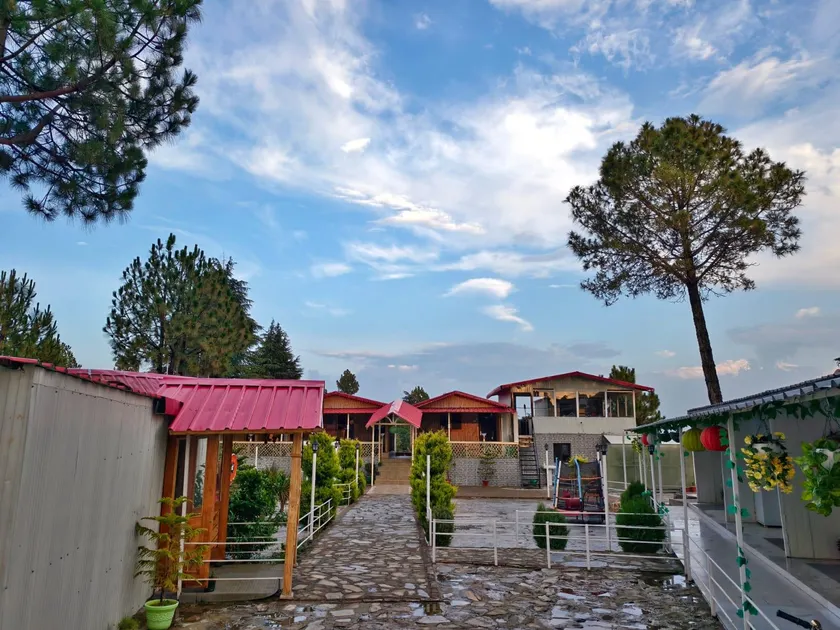 The Chail Heights Hotel and Resort By AKC Stays - Image 1