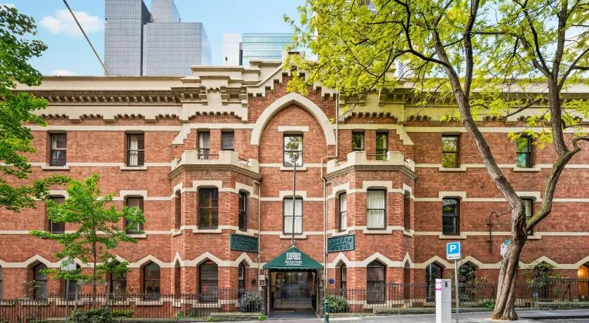 Gordon House Apartments - Image 1