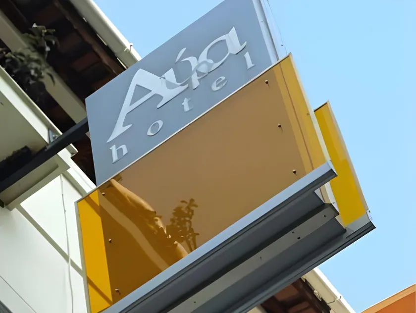 Hotel Avra - Image 1