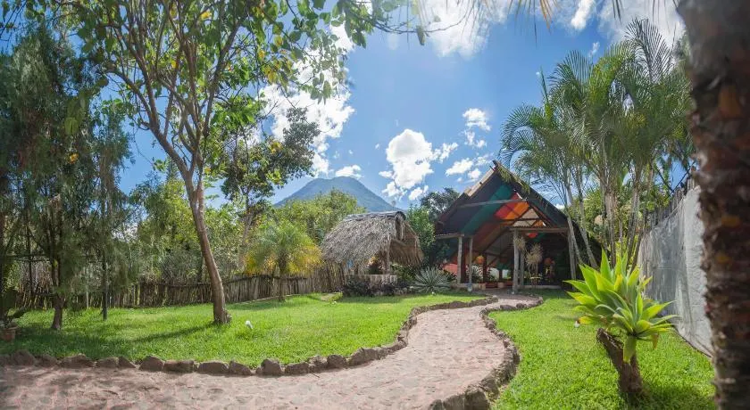 Zoola hotel San Pedro La Laguna - Image 1