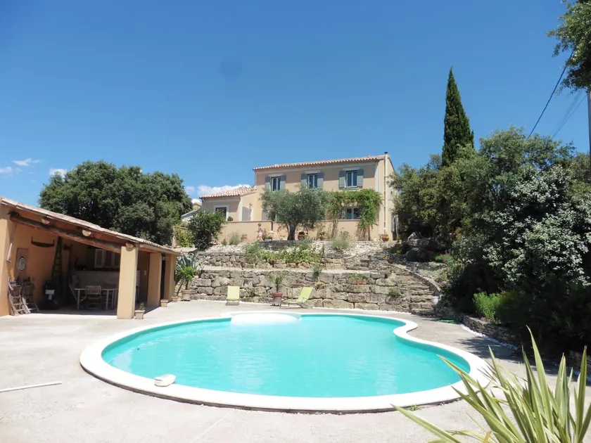 Pretty spacious holiday home with private pool - Image 1