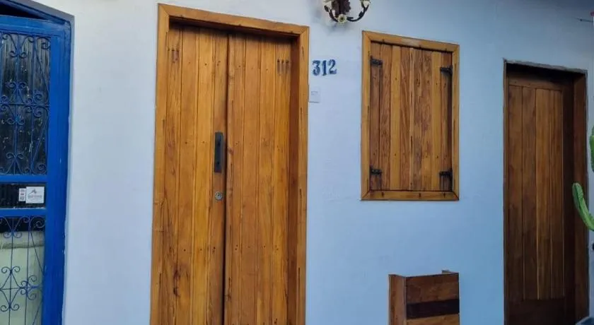 Pousada Casa da Cintia - Image 1