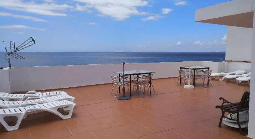 Apartamentos America - Image 1
