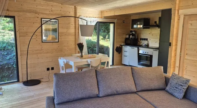 Les Ecolodges du Lac - Image 1
