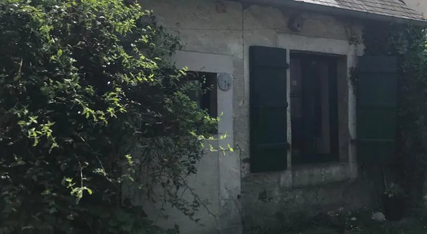 Gîte dans un petit village pyrénéen - Image 1