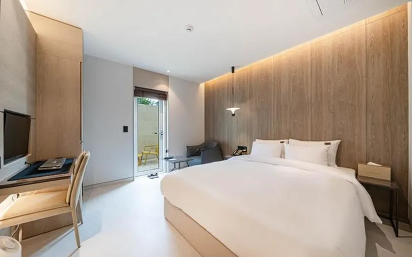 Hound Hotel Asan Terminal - Image 1