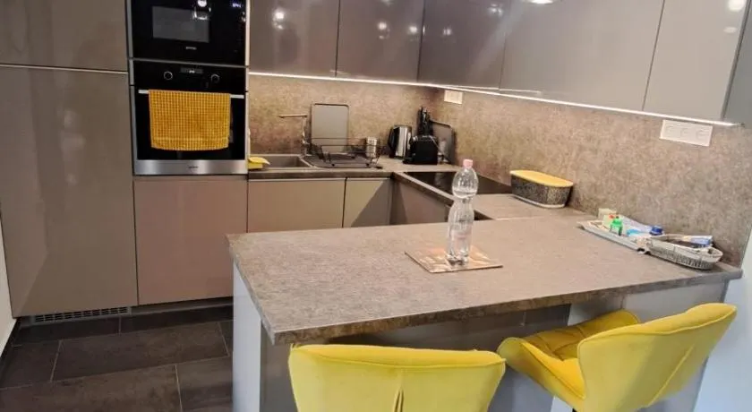 Mirabell Apartman - Image 1