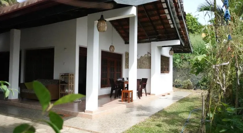 Coco Mango Hostel - Image 1