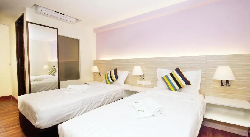 Good Luck Inn - Image 1
