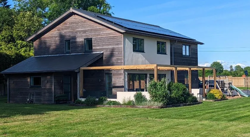 Unique, Spacious, Self-Built Eco Home with huge garden and movie room - Image 1