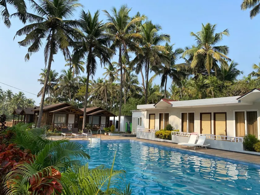 Golden Sands Resort, Morjim - Image 1