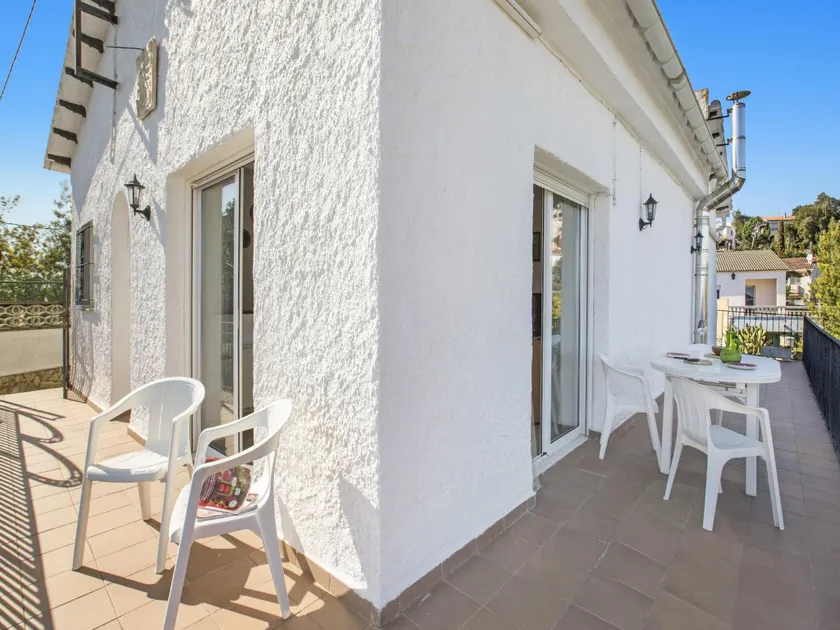 Villa in Lloret de Mar mit herrlichem Meerblick - Image 1