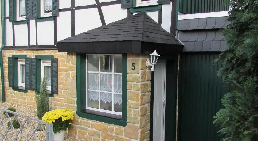 Eifel Quartier Ferienhaus - Image 1