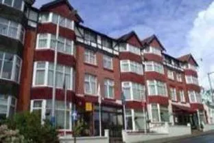Ascot Hotel - Image 1