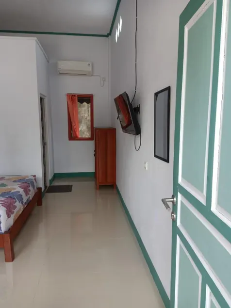 Tanah merah guest house - Image 1
