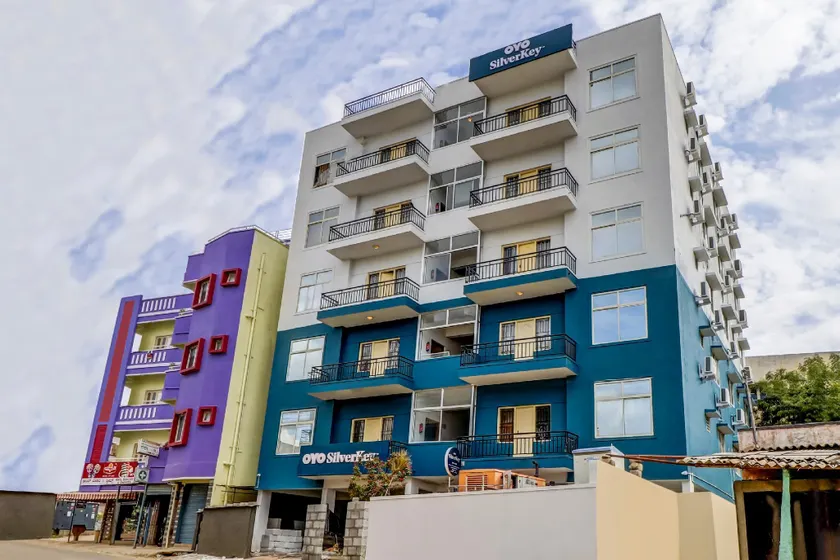 Collection O Executive Stays Basapura - Image 1