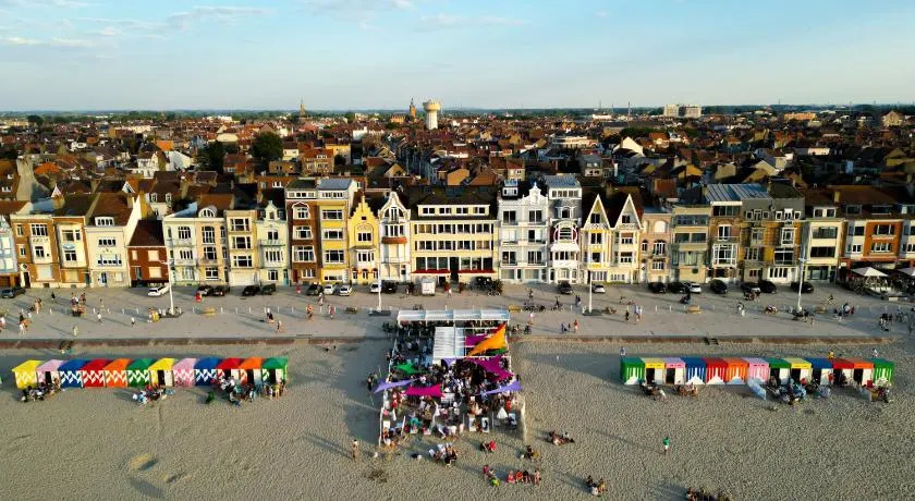 Hôtel Merveilleux Côté Mer - Image 1