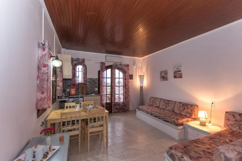 Olympus Studios & Bungalows - Image 1