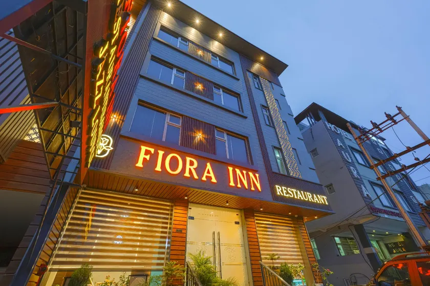 Hotel Fiora Inn Chandigarh Zirakpur - Image 1