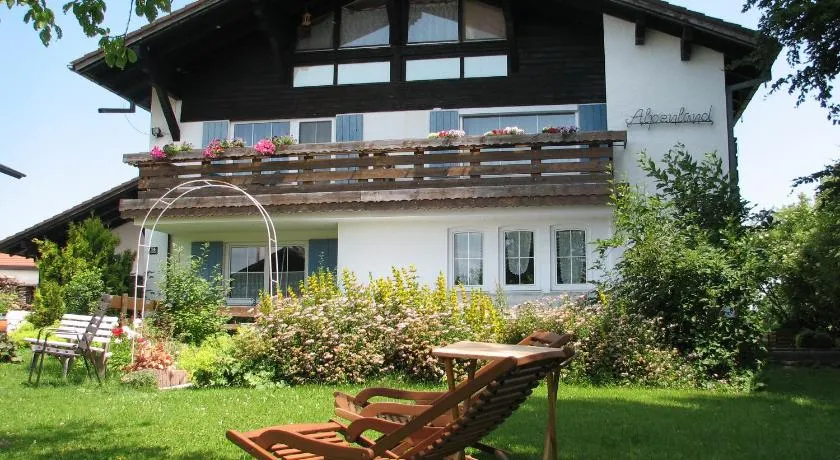 Gästehaus Alpenland - Image 1