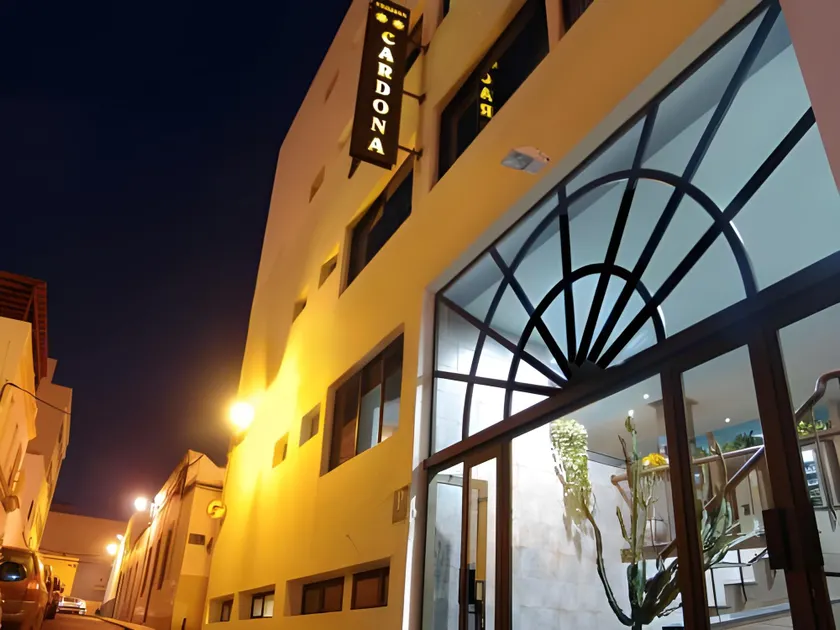 Hostal Residencia Cardona - Image 1