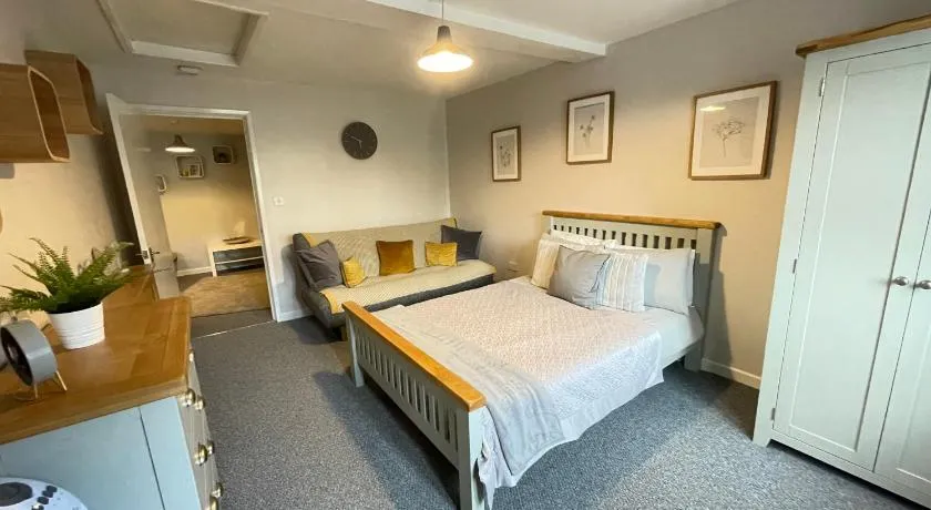 Westend Holiday Let 4 Brecon - Image 1