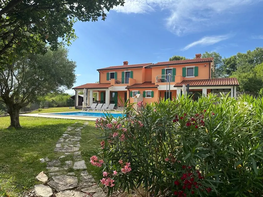 Villa Vicani - Image 1