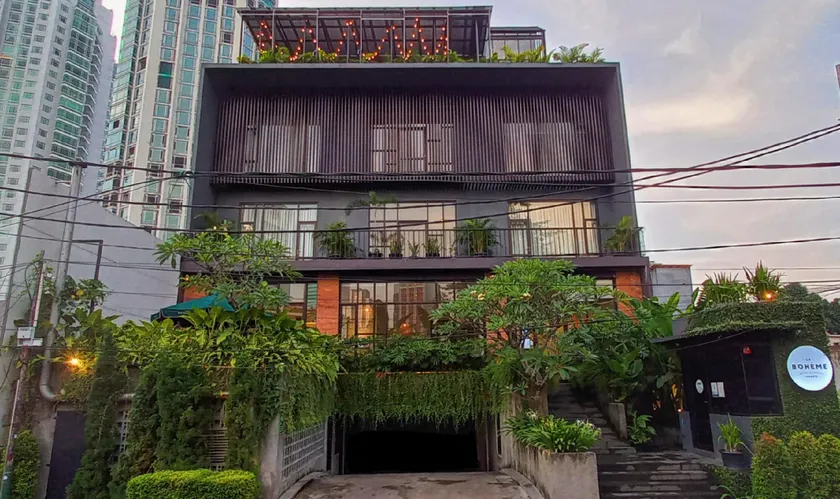 La Boheme, Rooms and Coffee - Image 1