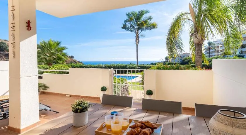 Bella Vista - Image 1