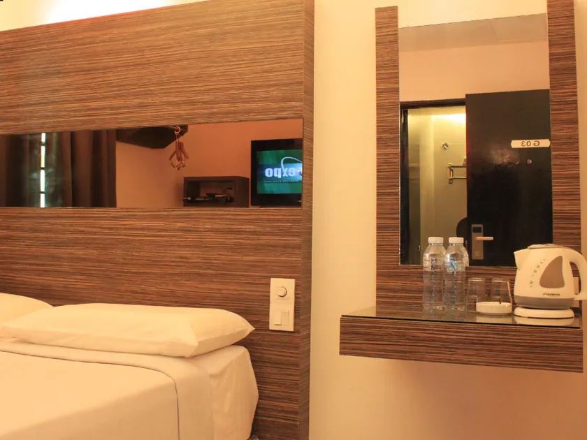 Time Hotel - Image 1