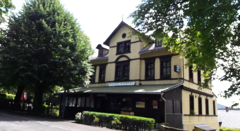 Hotel Hubert - Image 1