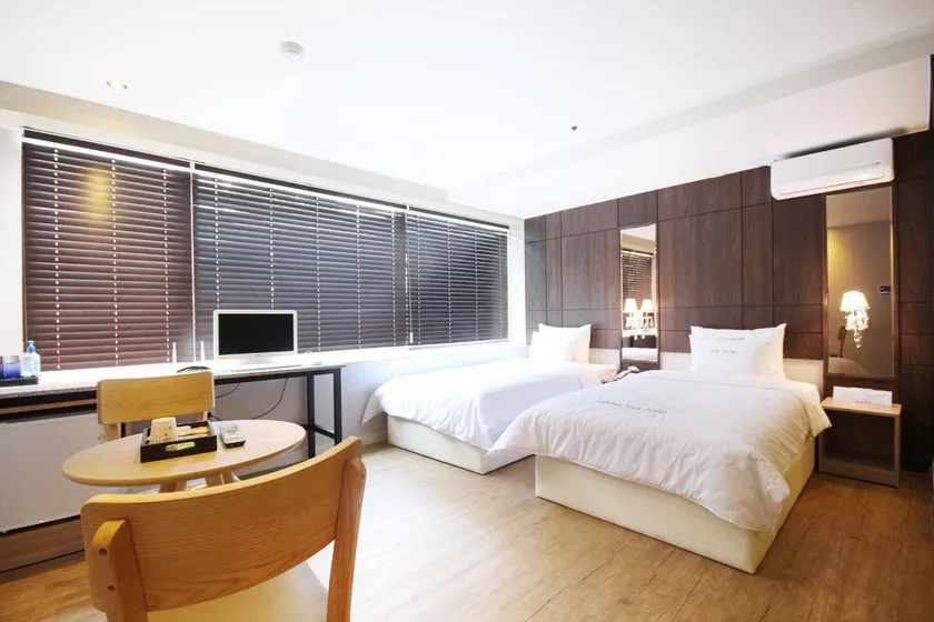Changwon Jungangdong The Ann - Image 1