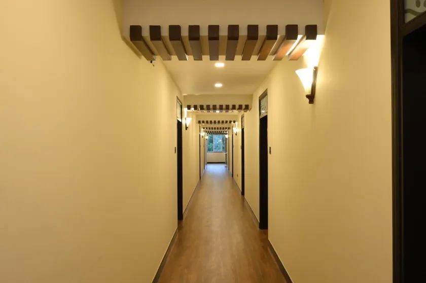 Meenakshi Inn - Image 1