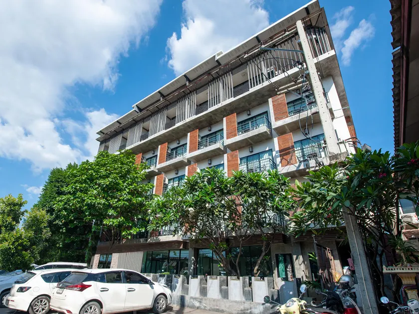 B2 Khamtieng Boutique & Budget Hotel - Image 1