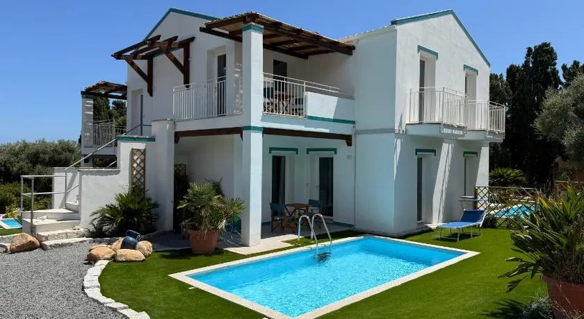 Casale al mare - villa with swimming pool 150 meters from the beach - Image 1