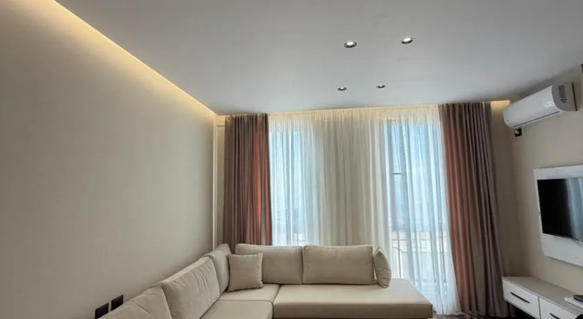 Rapo Apartment - Image 1