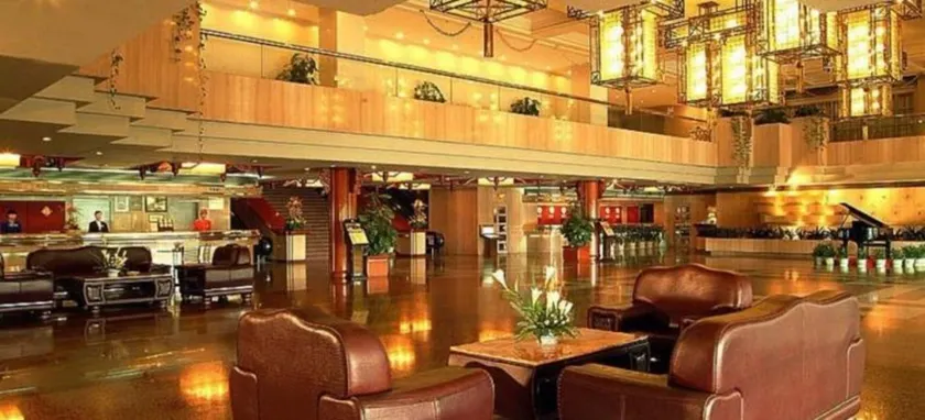 Century Hotel - Image 1