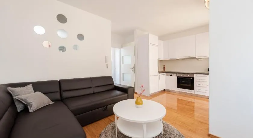 Enna house with private jacuzzi - Image 1