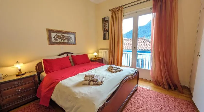Sapho's House - Image 1