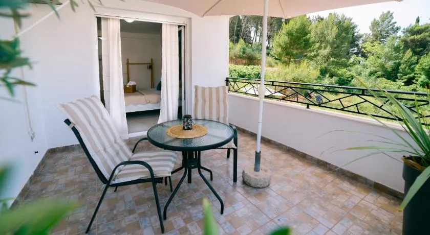 Apartments Lungo Mare Ulcinj - Image 1