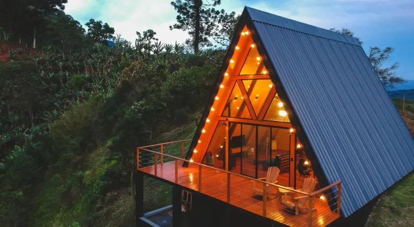 Cabanas Caipora - O melhor do turismo de experiência da Mantiqueira - vista, jacuzzi, lareira, 1h de Campos do Jordão, 3h de SP - Image 1