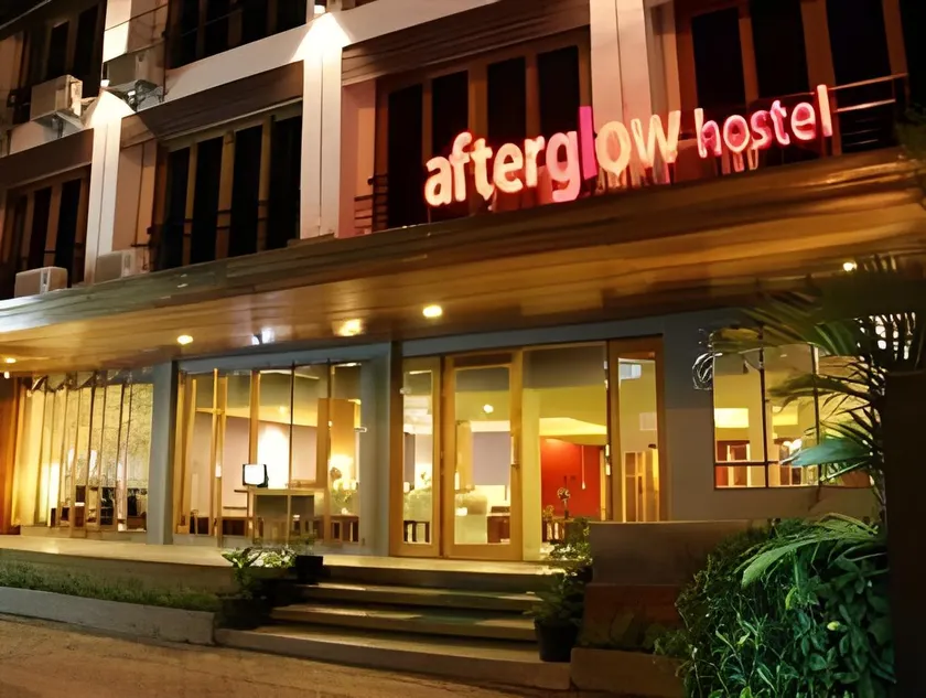 After Glow Hostel - Image 1